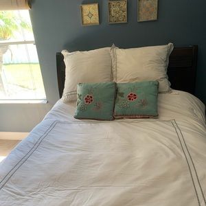 Pottery Barn Duvet Cover & Euro Shams